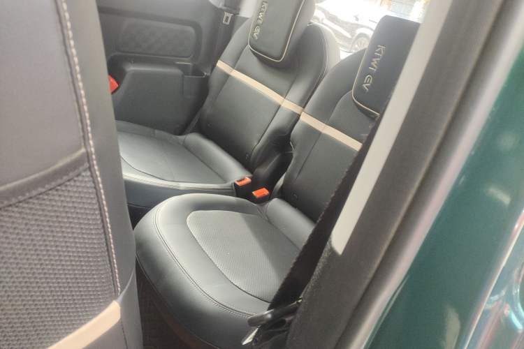 Used Baojun KiWi EV 2022 Designer Lite Edition Lithium Iron Phosphate Left Rear Seat
