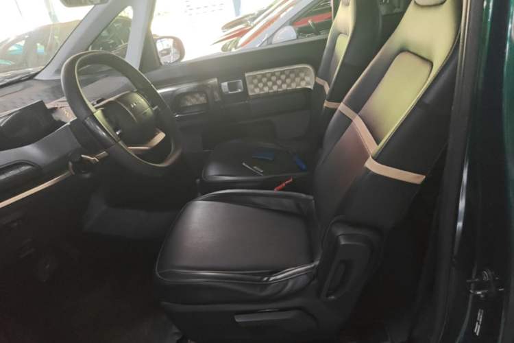 Used Baojun KiWi EV 2022 Artist Lite Edition Lithium Iron Phosphate Left Rear Seat