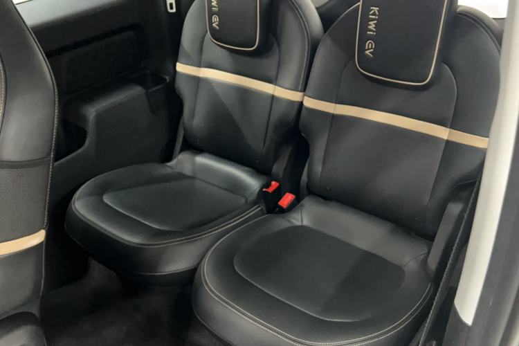 Used Baojun KiWi EV 2022 Designer Lite Edition Ternary Lithium Left Rear Seat