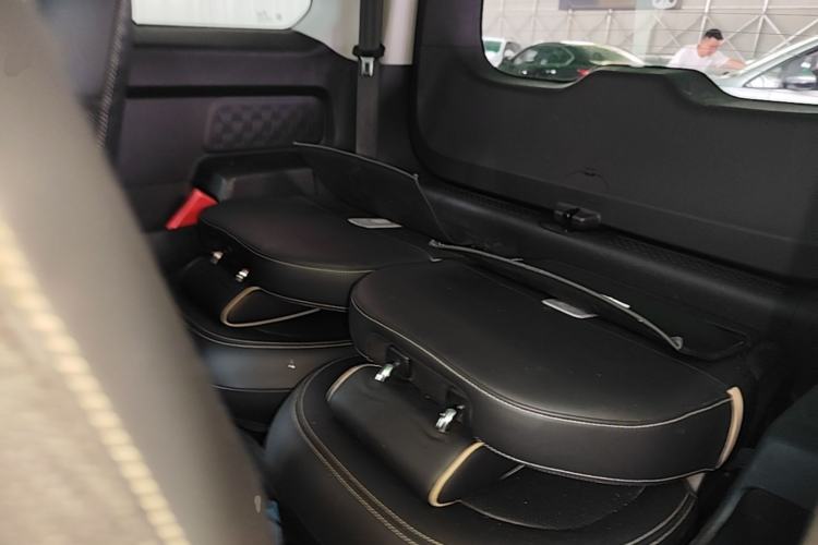 Used Baojun KiWi EV 2022 Artist Lite Edition Lithium Iron Phosphate Left Rear Seat
