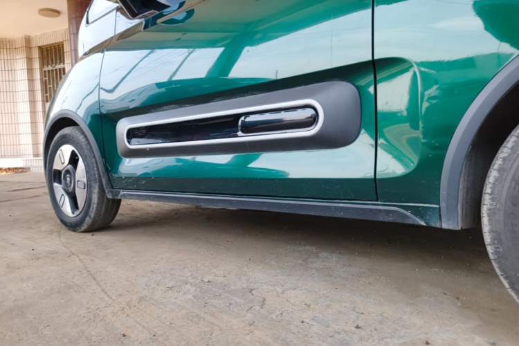 Used Baojun KiWi EV 2022 Designer Lite Edition Ternary Lithium Left Side Sill