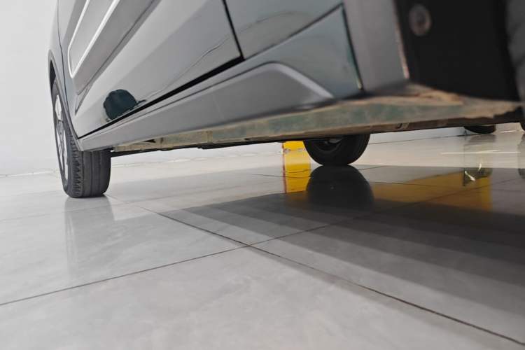 Used Baojun KiWi EV 2022 Designer Lite Edition Ternary Lithium Left Side Sill