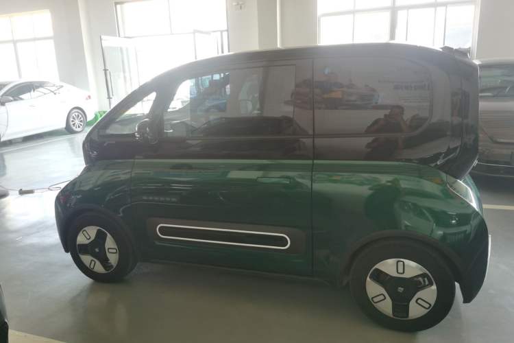 Used Baojun KiWi EV 2022 Designer Lite Edition Lithium Iron Phosphate Left Side