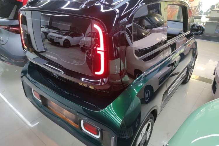 Used Baojun KiWi EV 2022 Artist Lite Edition Ternary Lithium Rear Right 45 Deg