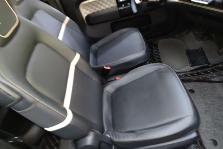 Used Baojun KiWi EV 2022 Artist Lite Edition Ternary Lithium Right Front Seat