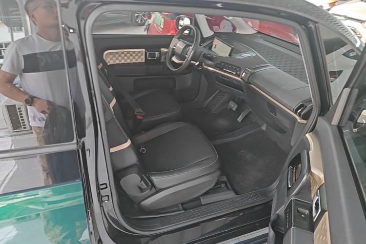 Used Baojun KiWi EV 2022 Artist Lite Edition Ternary Lithium Right Front Seat