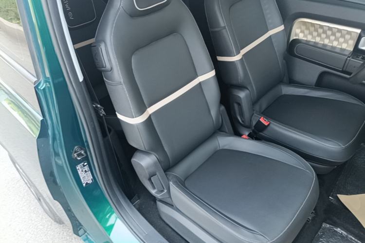 Used Baojun KiWi EV 2022 Designer Lite Edition Ternary Lithium Right Front Seat