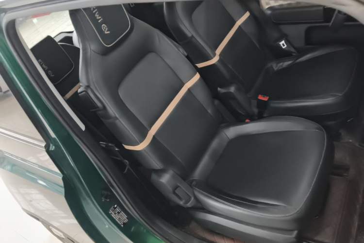 Used Baojun KiWi EV 2022 Designer Lite Edition Ternary Lithium Right Front Seat