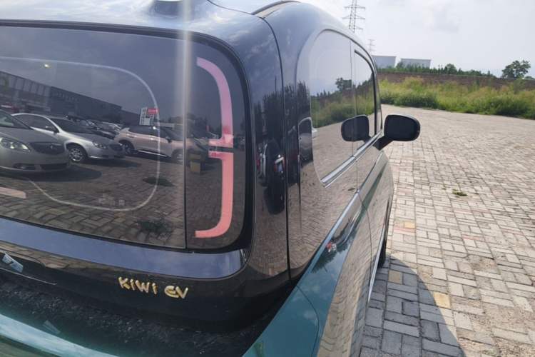 Used Baojun KiWi EV 2022 Artist Lite Edition Lithium Iron Phosphate Right Rear Taillight