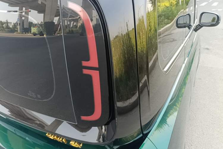 Used Baojun KiWi EV 2022 Designer Lite Edition Ternary Lithium Right Rear Taillight