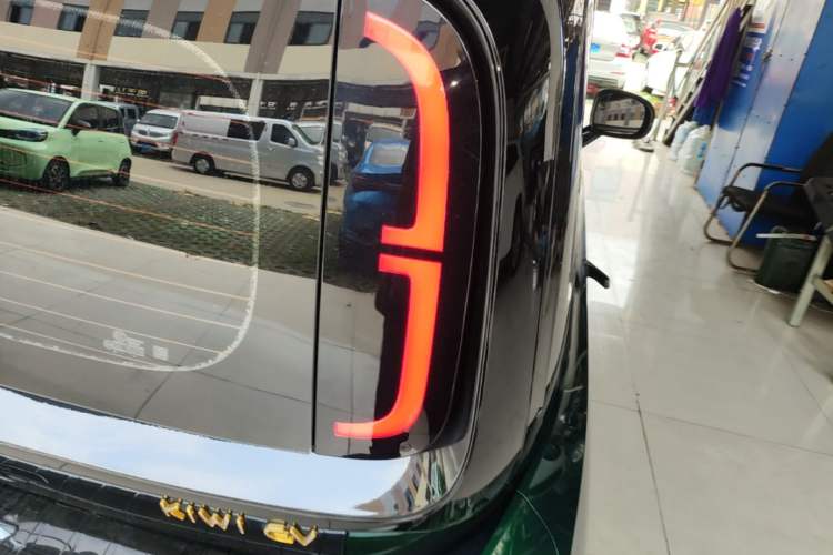 Used Baojun KiWi EV 2022 Artist Lite Edition Ternary Lithium Right Rear Taillight