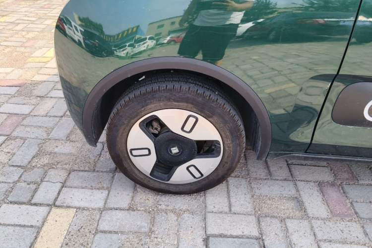 Used Baojun KiWi EV 2022 Artist Lite Edition Lithium Iron Phosphate Right Rear Wheel Hub