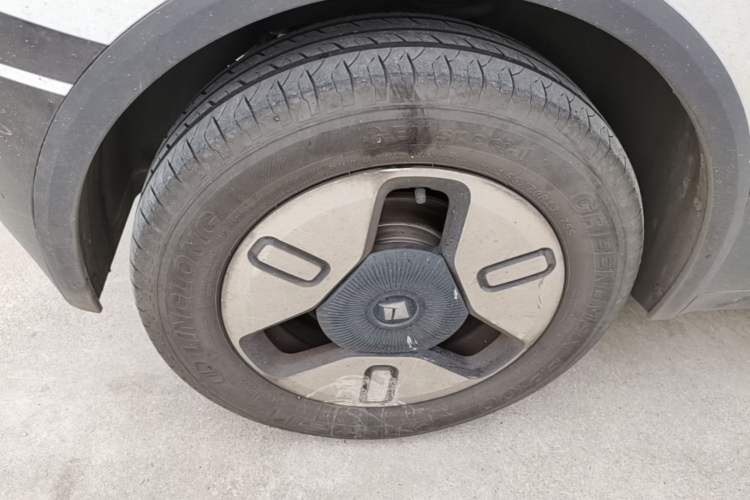 Used Baojun KiWi EV 2022 Artist Lite Edition Ternary Lithium Right Rear Wheel Hub