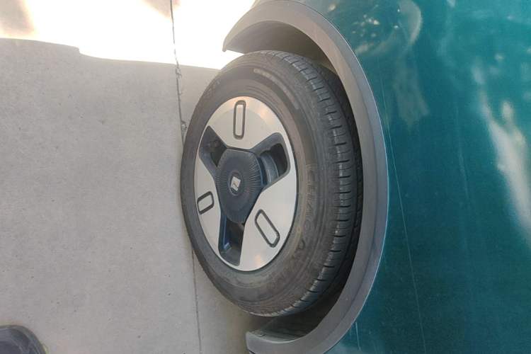 Used Baojun KiWi EV 2022 Designer Lite Edition Ternary Lithium Right Rear Wheel Hub