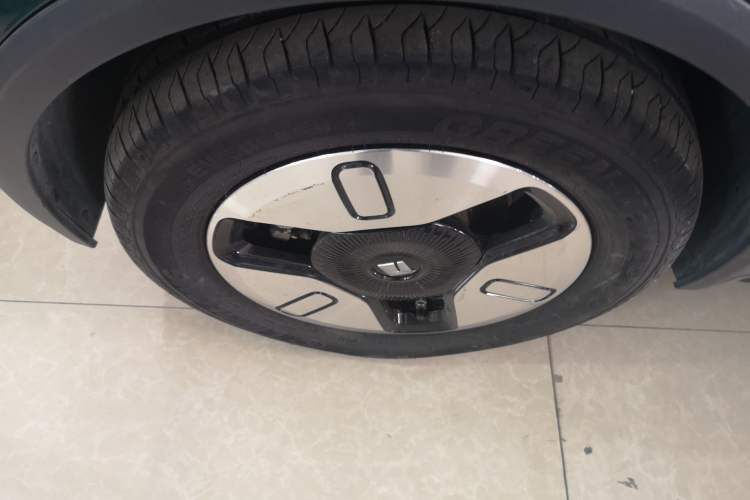 Used Baojun KiWi EV 2022 Artist Lite Edition Lithium Iron Phosphate Right Rear Wheel Hub