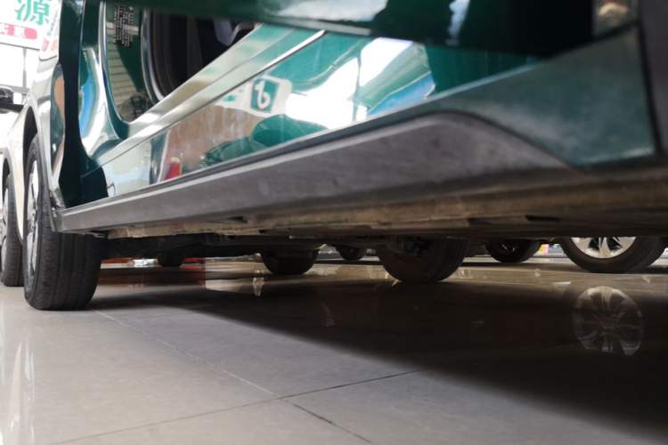 Used Baojun KiWi EV 2022 Artist Lite Edition Ternary Lithium Right Side Sill