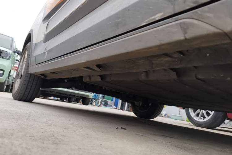 Used Baojun KiWi EV 2022 Artist Lite Edition Ternary Lithium Right Side Sill