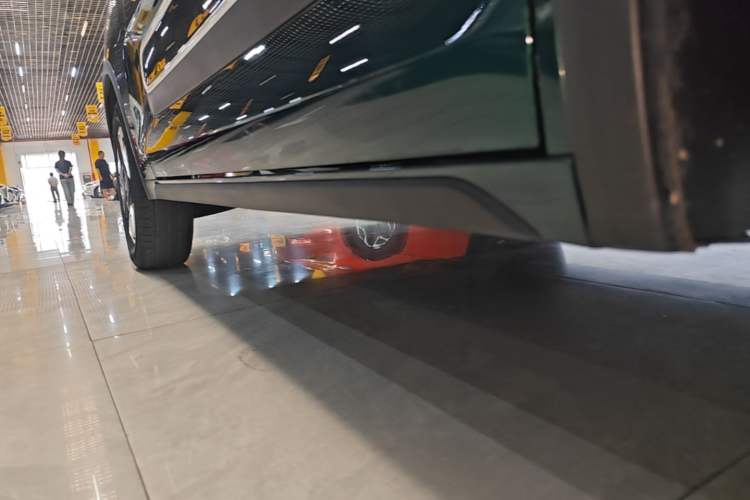 Used Baojun KiWi EV 2022 Designer Lite Edition Ternary Lithium Right Side Sill