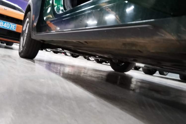 Used Baojun KiWi EV 2022 Designer Lite Edition Lithium Iron Phosphate Right Side Sill