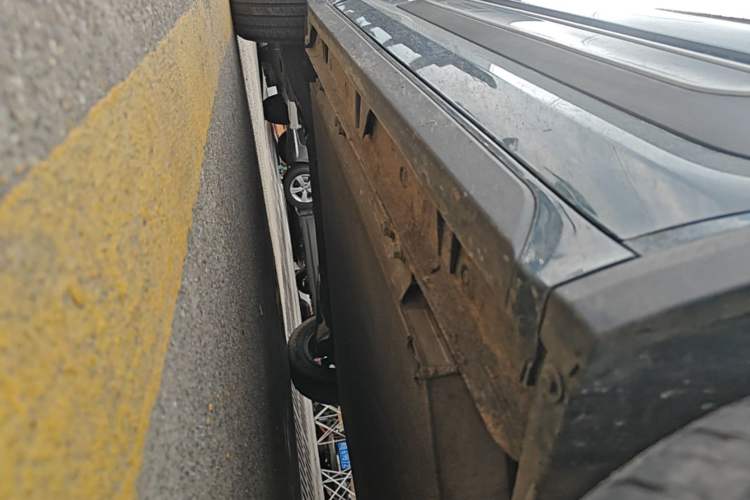 Used Baojun KiWi EV 2022 Designer Lite Edition Lithium Iron Phosphate Right Side Sill