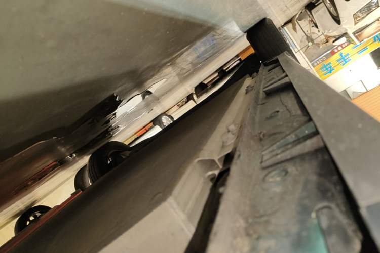 Used Baojun KiWi EV 2022 Artist Lite Edition Lithium Iron Phosphate Right Side Sill