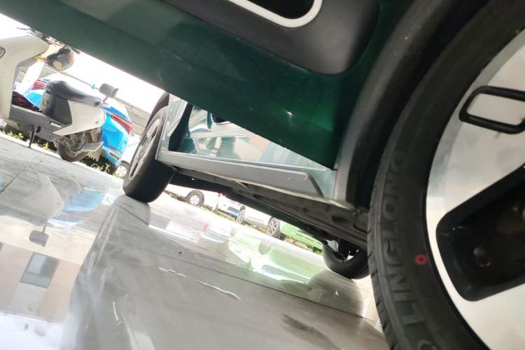 Used Baojun KiWi EV 2022 Artist Lite Edition Ternary Lithium Right Side Sill