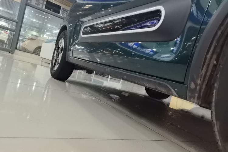 Used Baojun KiWi EV 2022 Designer Lite Edition Ternary Lithium Right Side Sill