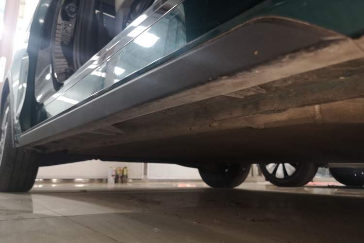 Used Baojun KiWi EV 2022 Artist Lite Edition Lithium Iron Phosphate Right Side Sill