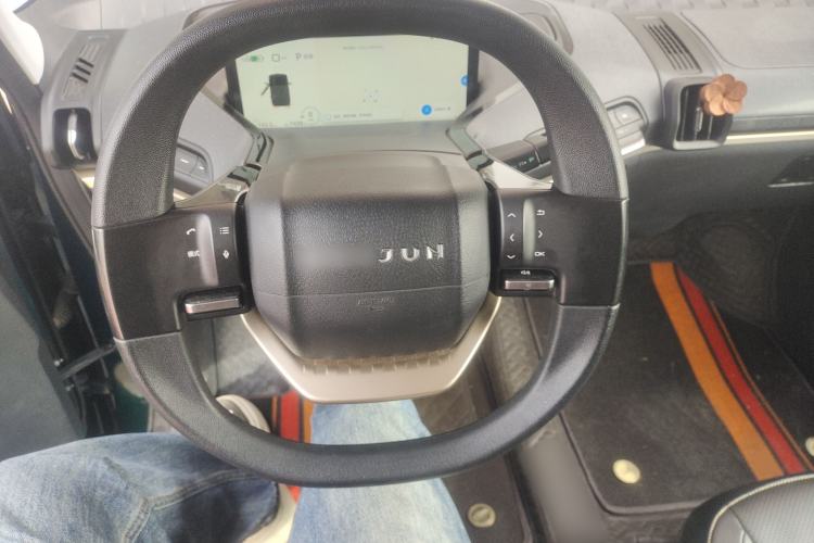 Used Baojun KiWi EV 2022 Designer Lite Edition Lithium Iron Phosphate Steering Wheel