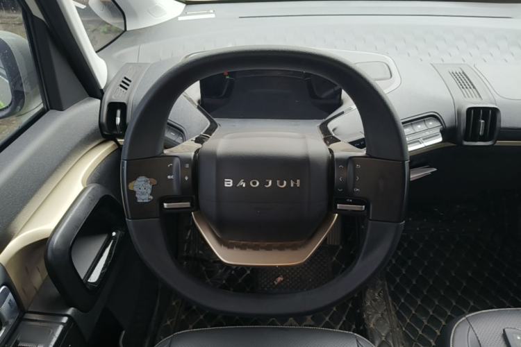 Used Baojun KiWi EV 2022 Artist Lite Edition Lithium Iron Phosphate Steering Wheel