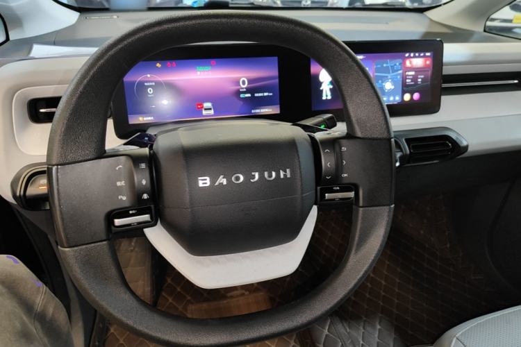 Used Baojun KiWi EV 2022 Artist Lite Edition Lithium Iron Phosphate Steering Wheel