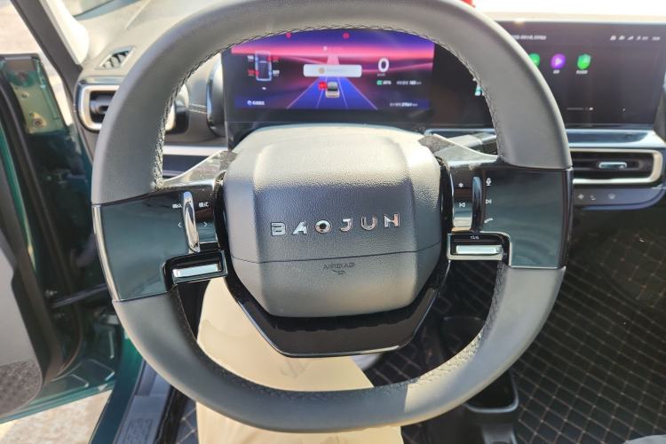 Used Baojun KiWi EV 2022 Designer Lite Edition Lithium Iron Phosphate Steering Wheel