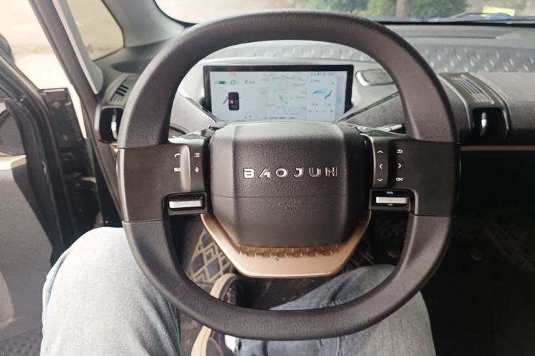 Used Baojun KiWi EV 2022 Artist Lite Edition Lithium Iron Phosphate Steering Wheel