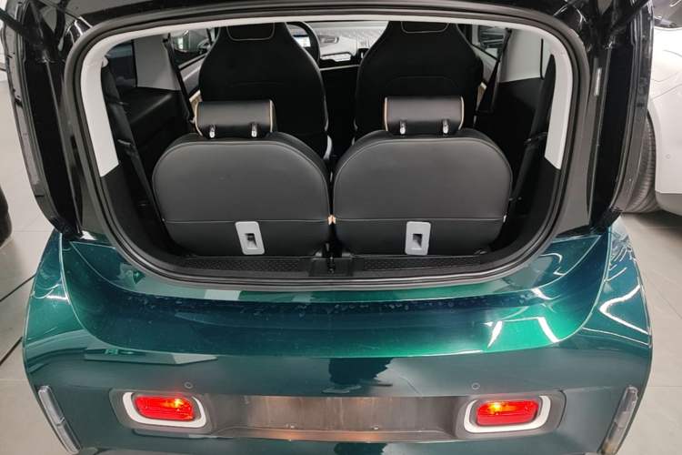 Used Baojun KiWi EV 2022 Artist Lite Edition Ternary Lithium Trunk