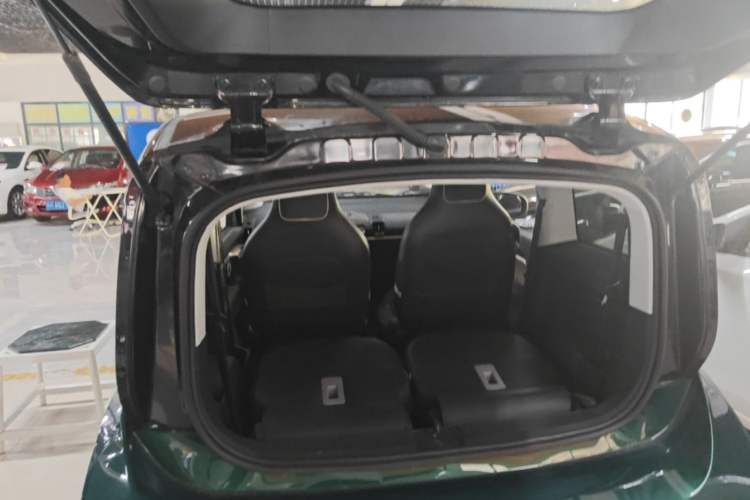 Used Baojun KiWi EV 2022 Artist Lite Edition Lithium Iron Phosphate Trunk