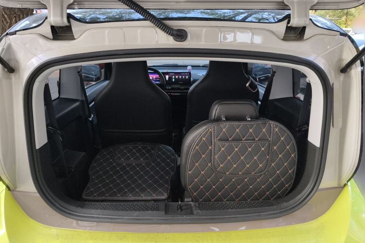 Used Baojun KiWi EV 2022 Artist Lite Edition Ternary Lithium Trunk