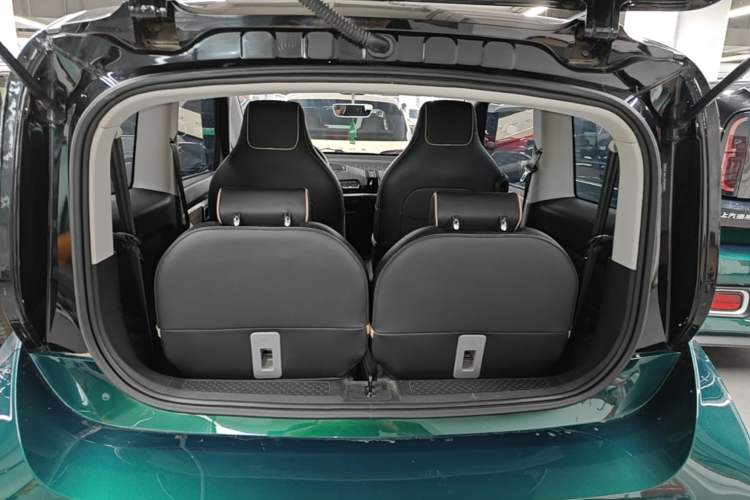 Used Baojun KiWi EV 2022 Designer Lite Edition Lithium Iron Phosphate Trunk