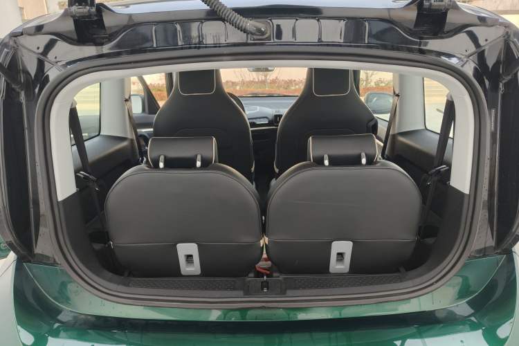 Used Baojun KiWi EV 2022 Designer Lite Edition Lithium Iron Phosphate Trunk