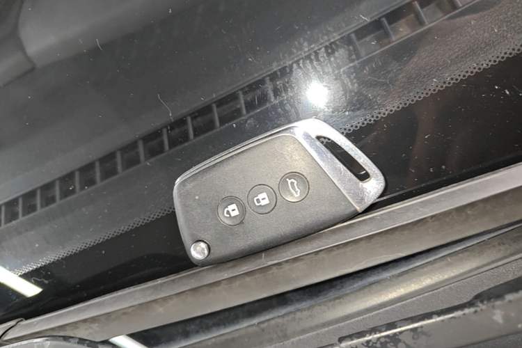 Used Baojun KiWi EV 2022 Designer Lite Edition Lithium Iron Phosphate Vehicle Key