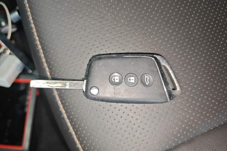 Used Baojun KiWi EV 2022 Designer Lite Edition Ternary Lithium Vehicle Key