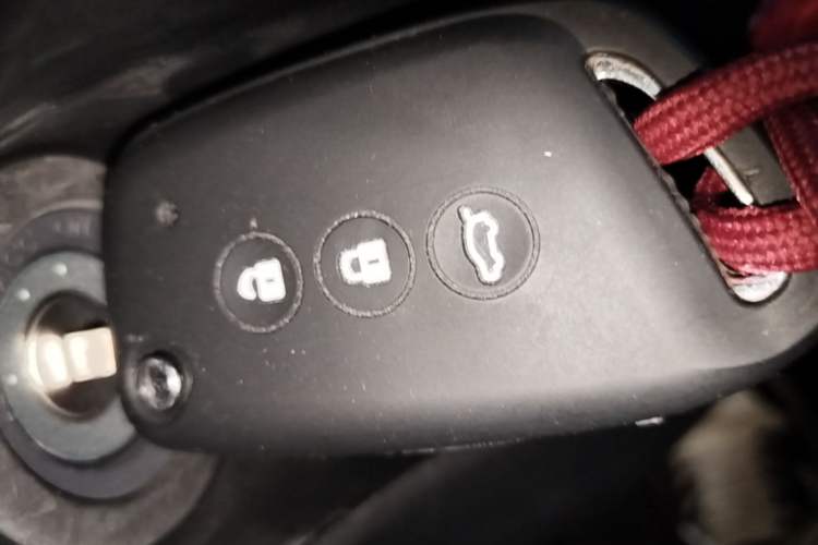 Used Baojun KiWi EV 2022 Designer Lite Edition Lithium Iron Phosphate Vehicle Key