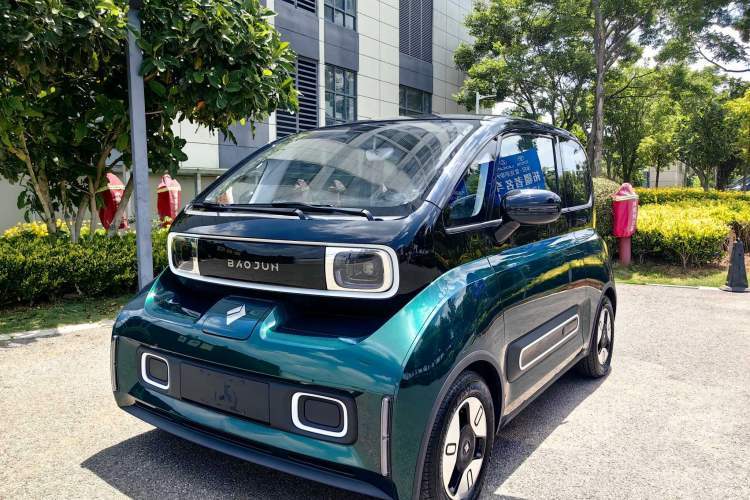 Used Baojun KiWi EV 2022 Artist Lite Edition Lithium Iron Phosphate Guazi used car, China used car export, Used car for sale, Used  cars, Cheapest cars for sale