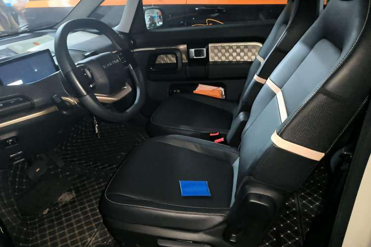 Used Baojun KiWi EV 2022 Designer Lite Edition Ternary Lithium Left Front Seat