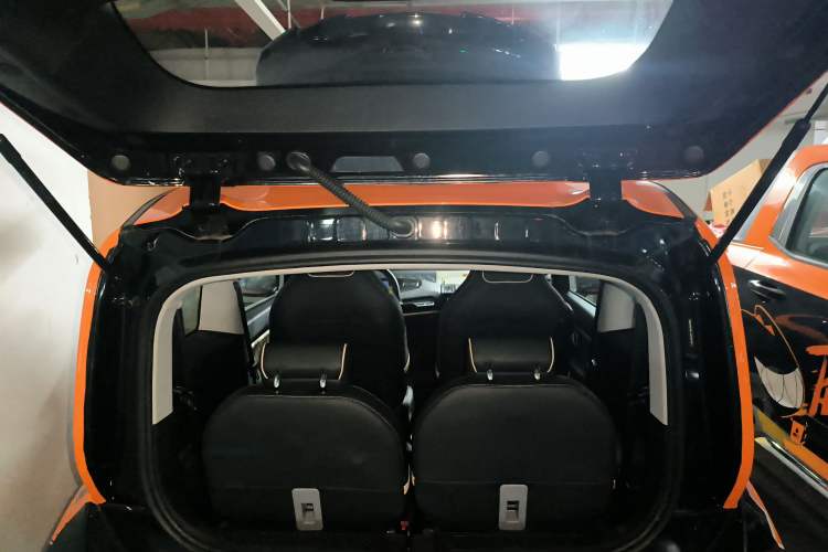 Used Baojun KiWi EV 2022 Designer Lite Edition Ternary Lithium Trunk