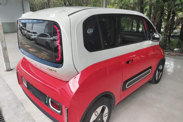 Used Baojun KiWi EV 2022 Artist Lite Edition Lithium Iron Phosphate Rear Right 45 Deg