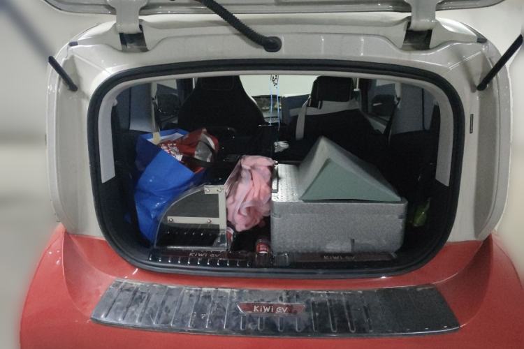 Used Baojun KiWi EV 2022 Artist Lite Edition Ternary Lithium Trunk