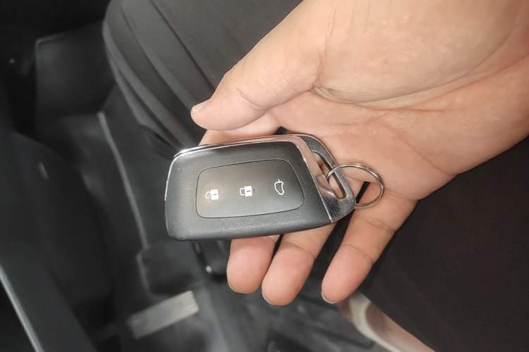 Used Baojun KiWi EV 2022 Artist Lite Edition Lithium Iron Phosphate Vehicle Key