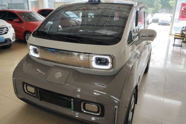 Used Baojun KiWi EV 2022 Designer Lite Edition Lithium Iron Phosphate