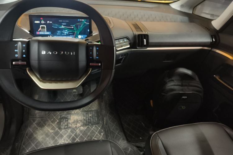 Used Baojun KiWi EV 2022 Artist Lite Edition Ternary Lithium Center Console
