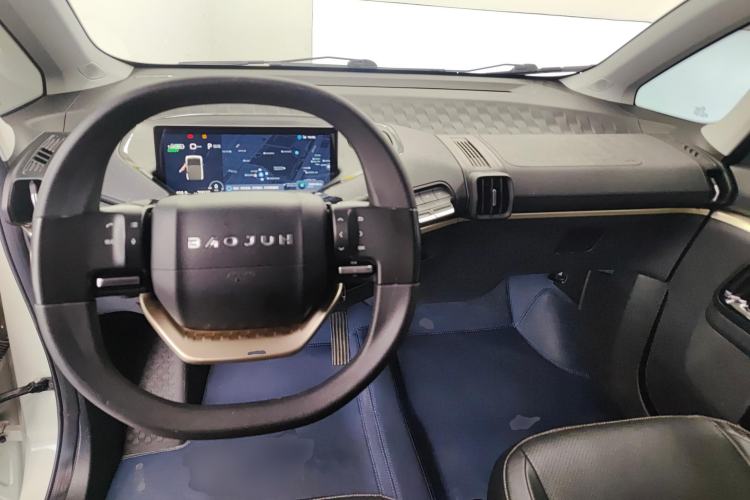 Used Baojun KiWi EV 2022 Designer Lite Edition Lithium Iron Phosphate Center Console